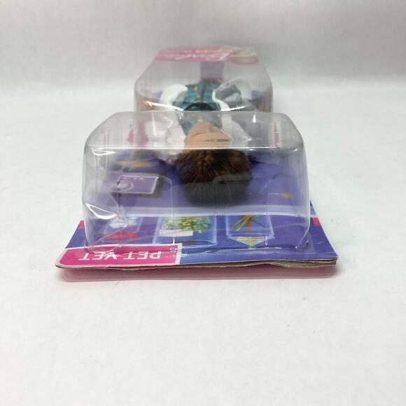 Barbie You Can Be Anything Play Set Pet Vet Doll and Gray Kitty GJL63 Mattel NIP - Picture 11 of 12